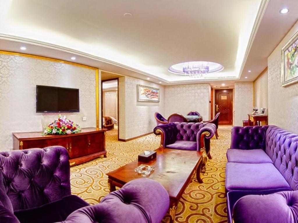 Royal Duke Cherrabah Hotel Zhongshan Чжуншань Экстерьер фото