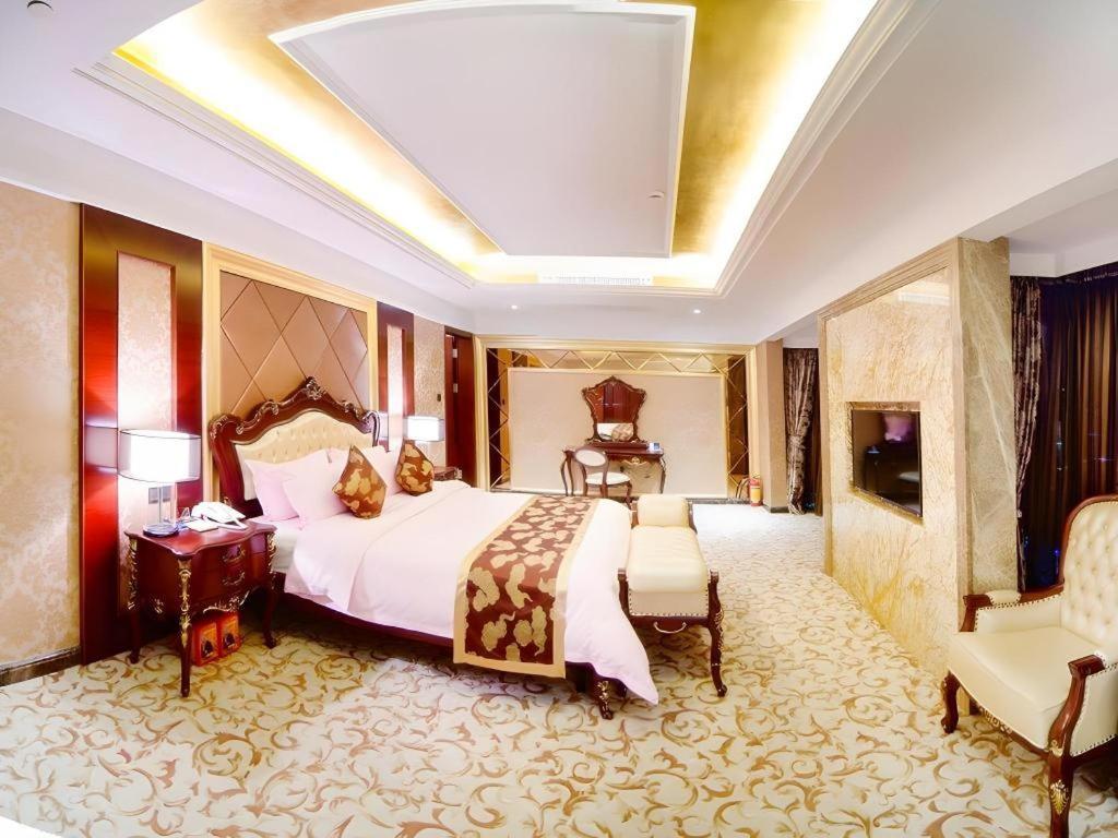 Royal Duke Cherrabah Hotel Zhongshan Чжуншань Экстерьер фото